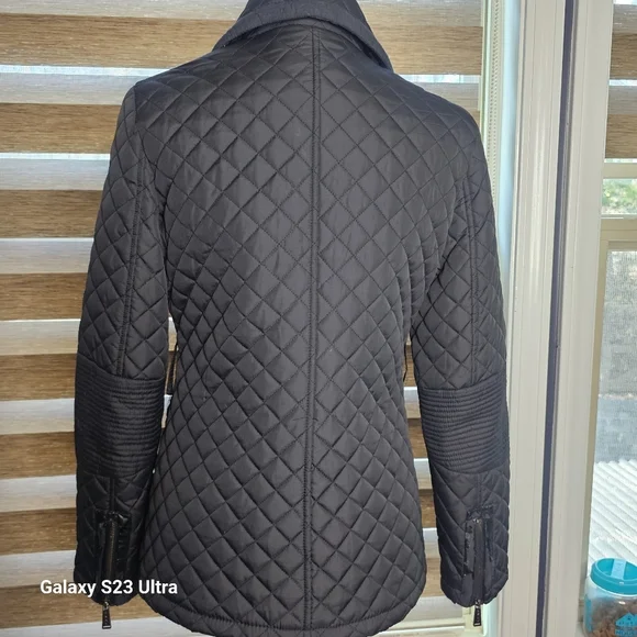 DKNY Women’s Asymmetrical Black Jacket. Size S - Picture 3 of 16